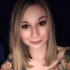 Meet your Posher, Whitney