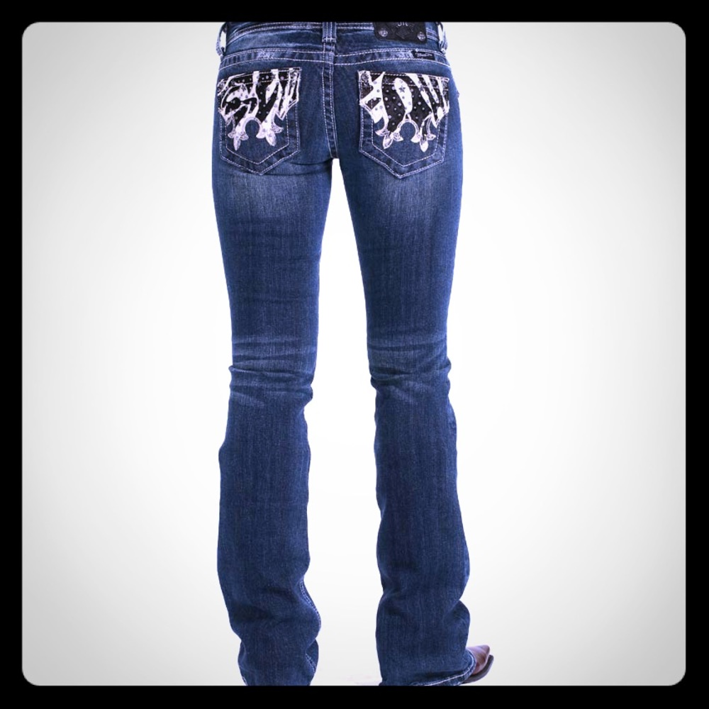 Miss me jeans. (Boot cut)