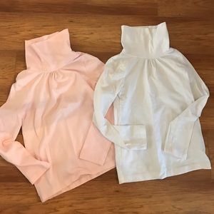 EUC turtleneck t-shirts! Size 2-4