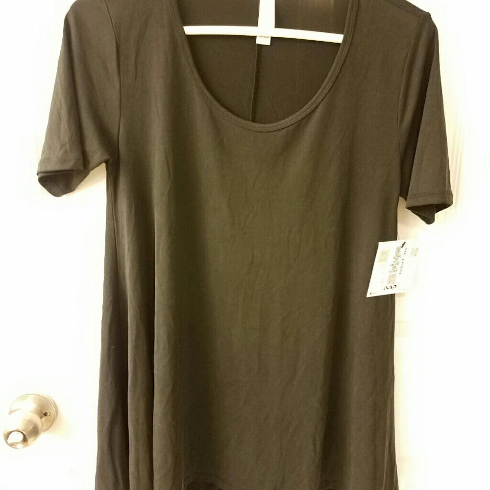 NWT LuLaRoe Perfect T tee Solid Black Unicorn HTF