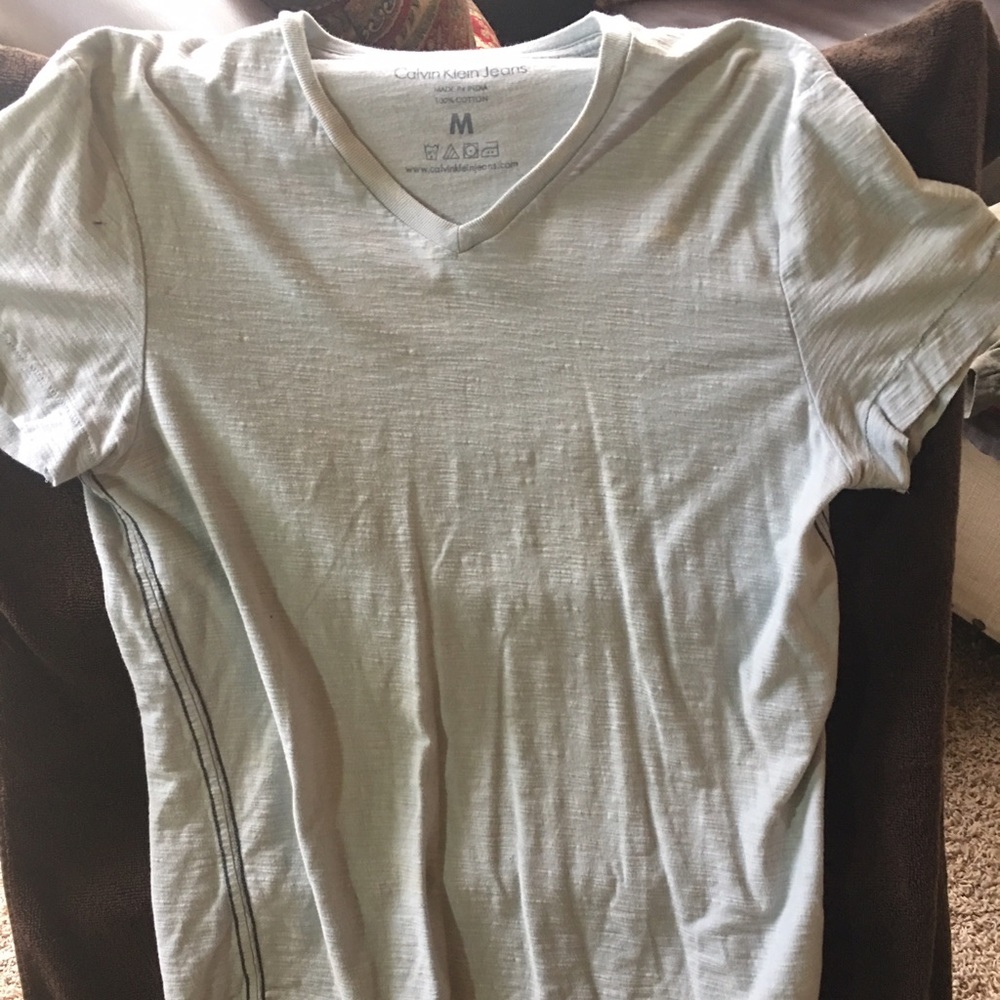 Tee shirt
