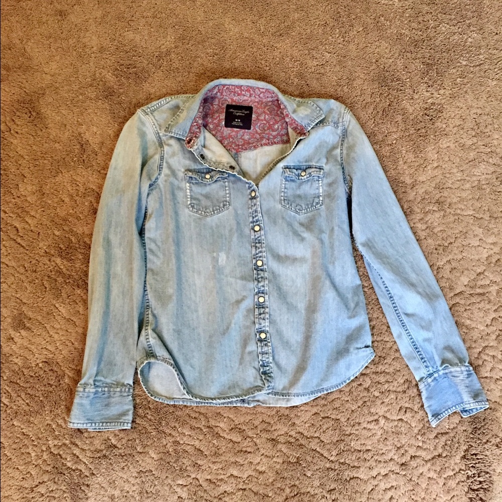 American Eagle chambray top