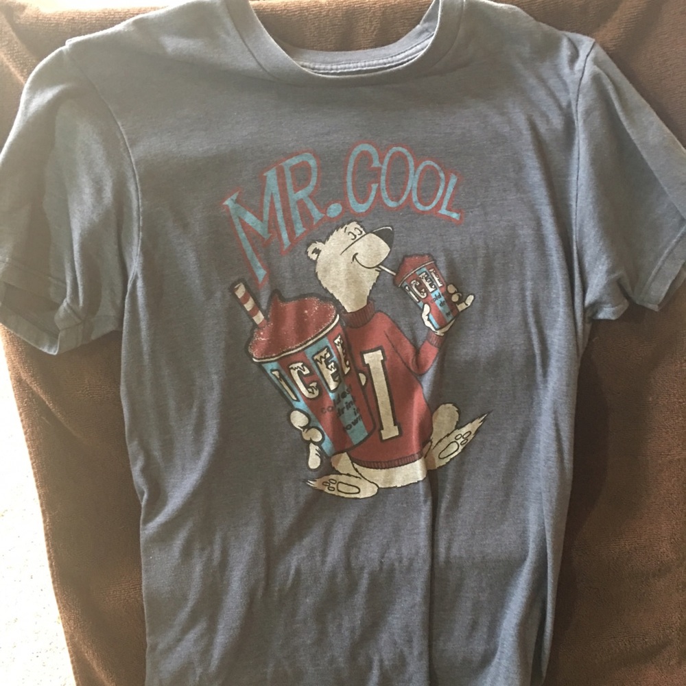 Tee shirt