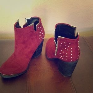 Burgandy studded bootie size 7.5