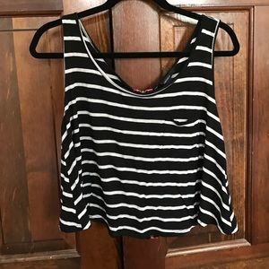 Super cute float crop top