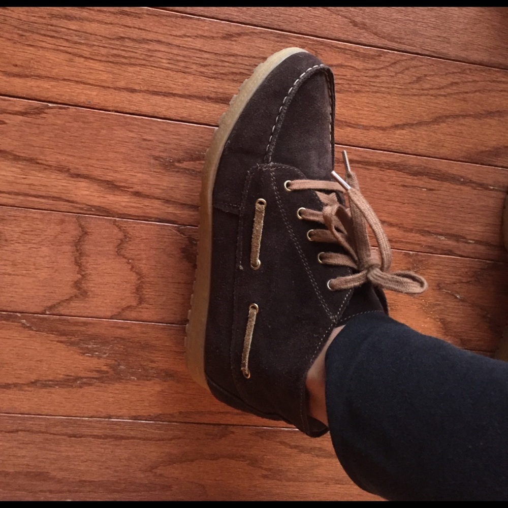 Aldo. Suede brown ankle boots.