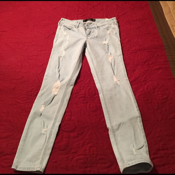 Hollister Crop jeans - Picture 1 of 3