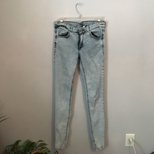 acid wash skinny jeans