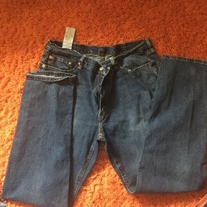 Levi's 38x34 jeans.