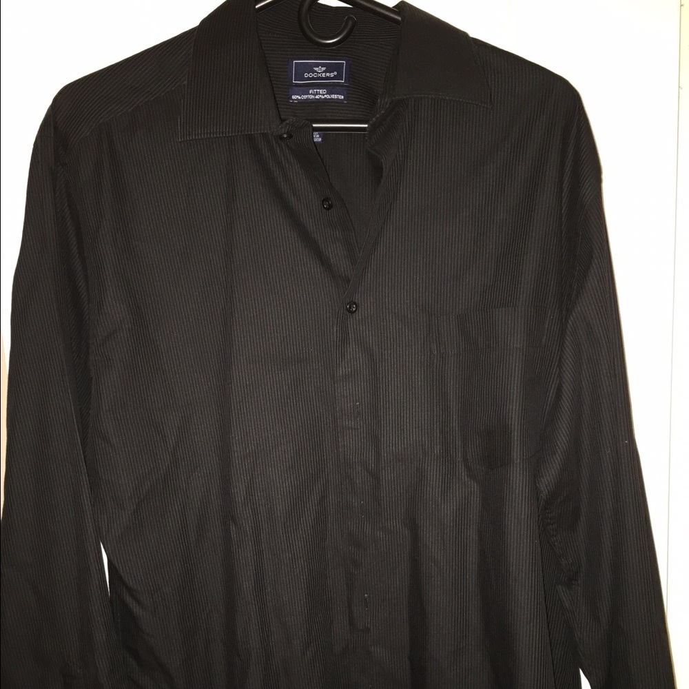Dockers fitted long sleeve dress shirt
