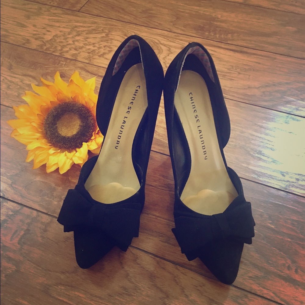 Chinese Laundry black pump