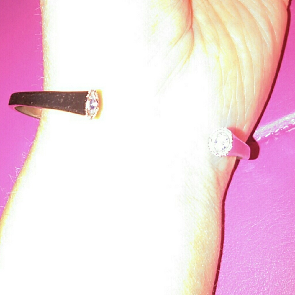 Silver bracelet w aquamarine stones