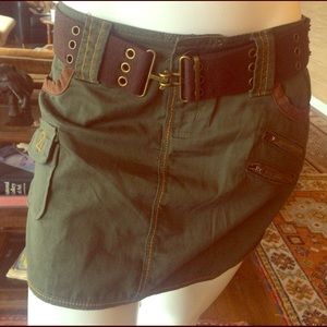 Army Green Rue 21 Skirt Comes With Belt!