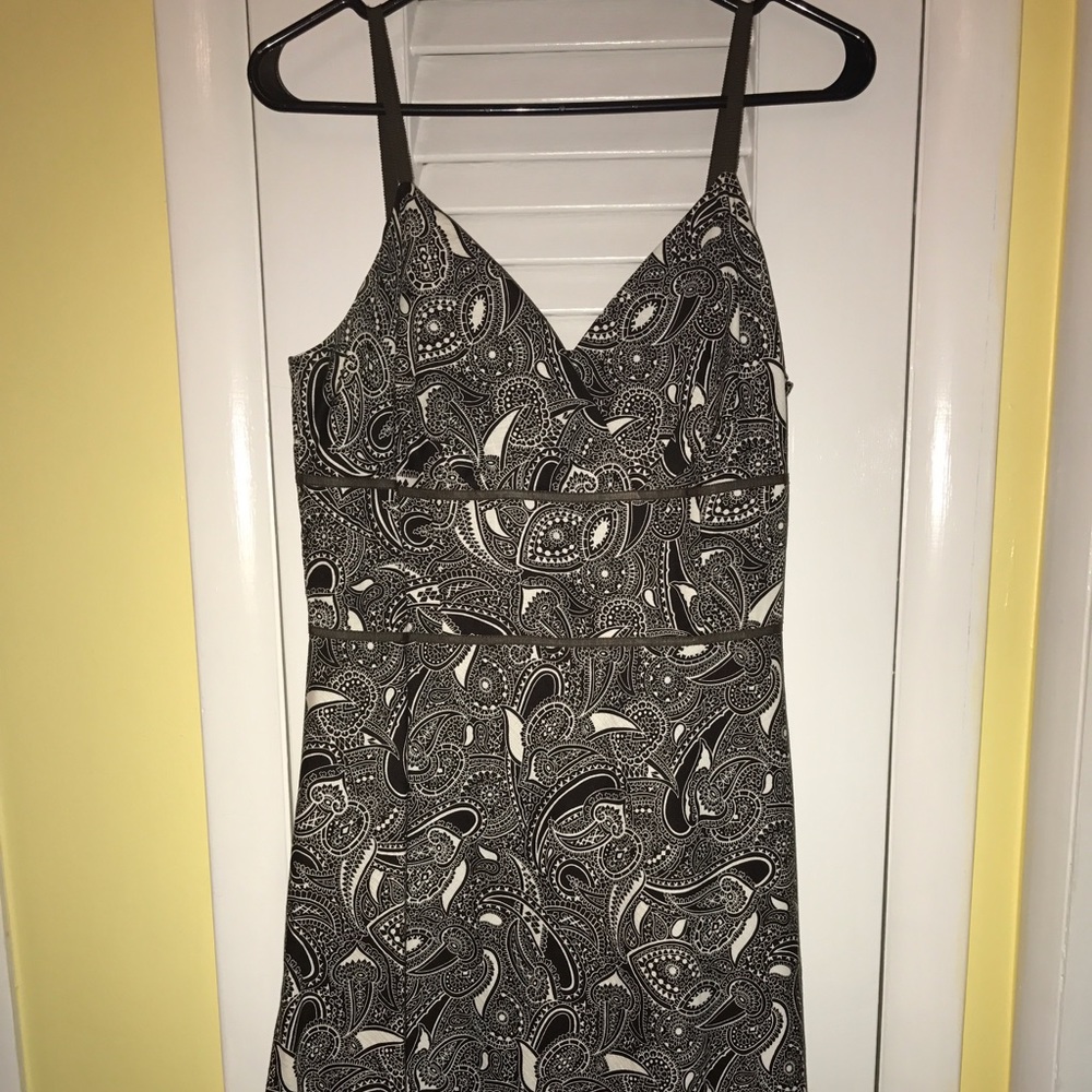LOFT SPAGHETTI STRAP DRESS