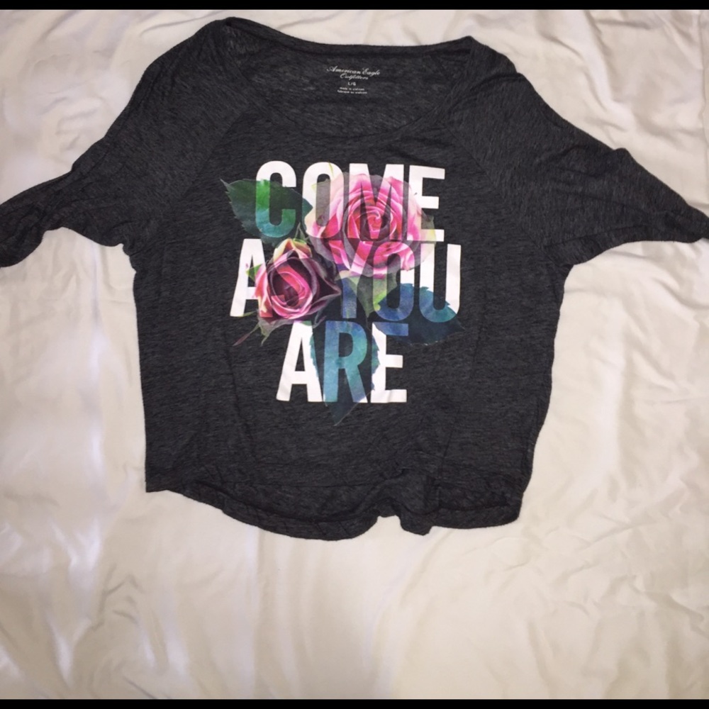 Dark grey quarter sleeve AEO shirt