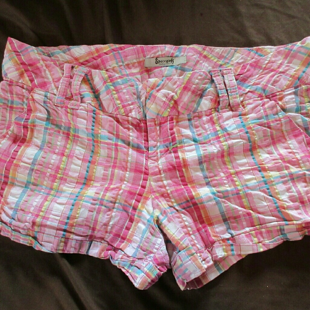 Cute pink plaid short, sz 13