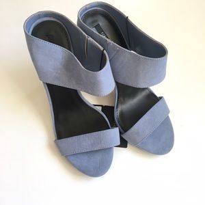 Soft Dusty Blue Heels - size 8