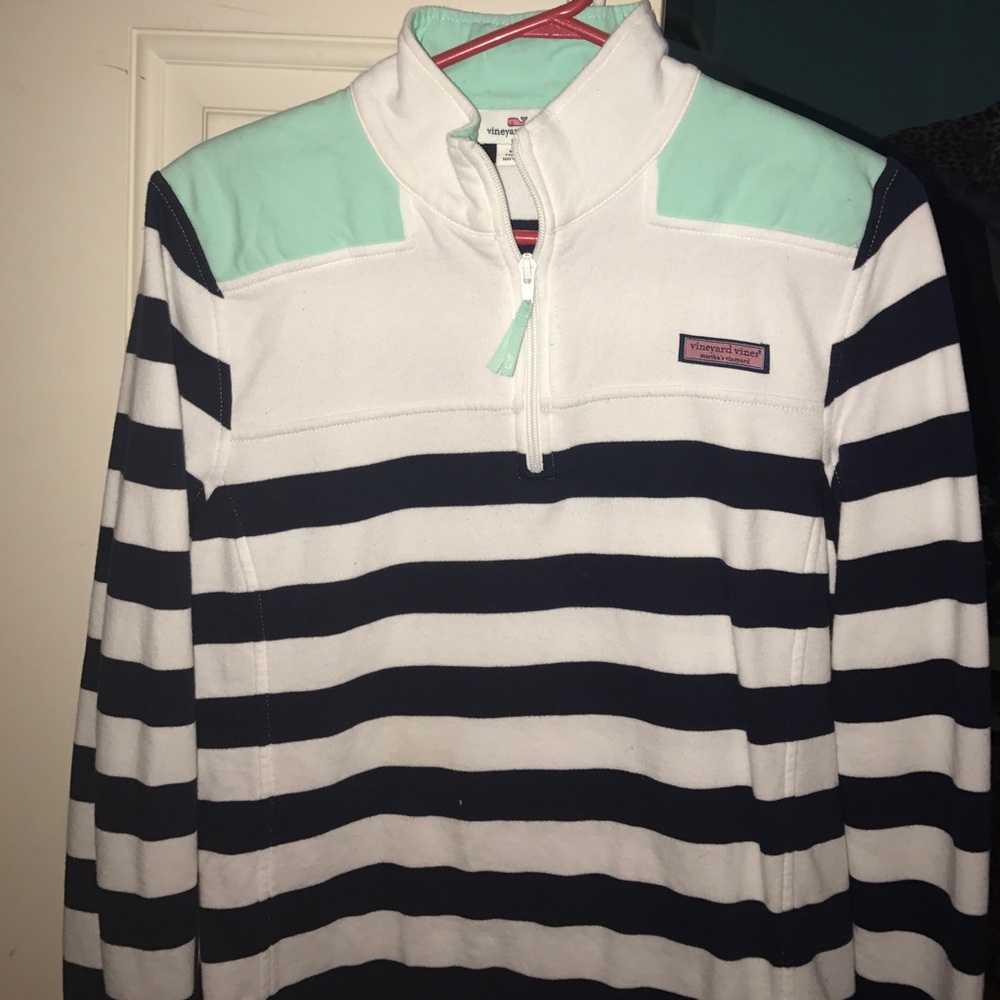 Vineyard Vines pullover
