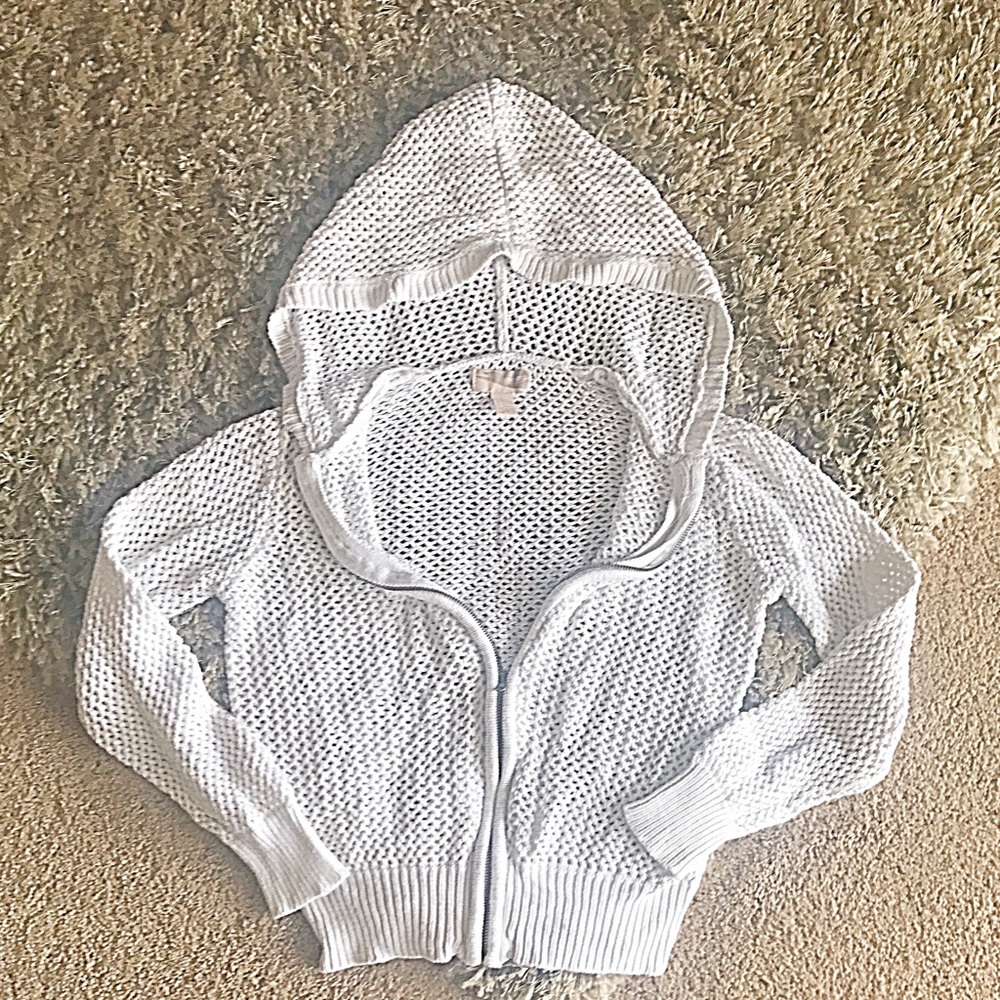 Forever 21 summer white loose cable knit zip up