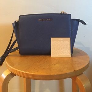 Michael Kors Selma crossbody