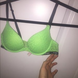 Vs pink bra