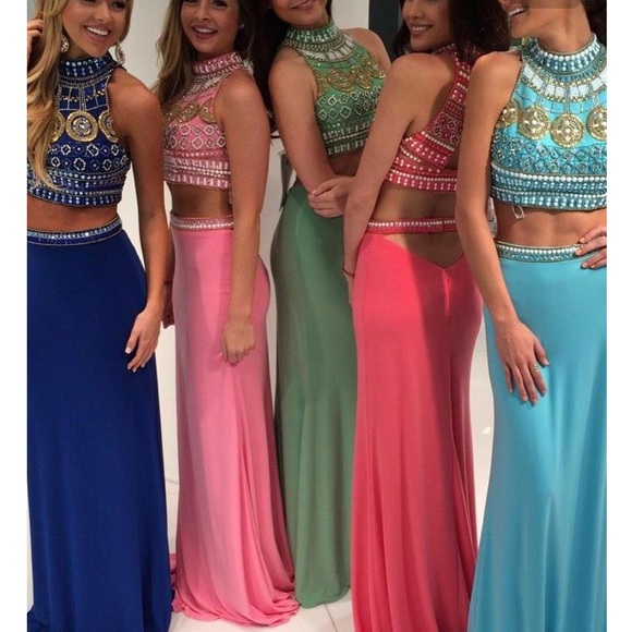Green Sherri Hill 2 piece cut into short dress! - Picture 3 of 3