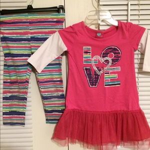 Girls 2 piece outfit