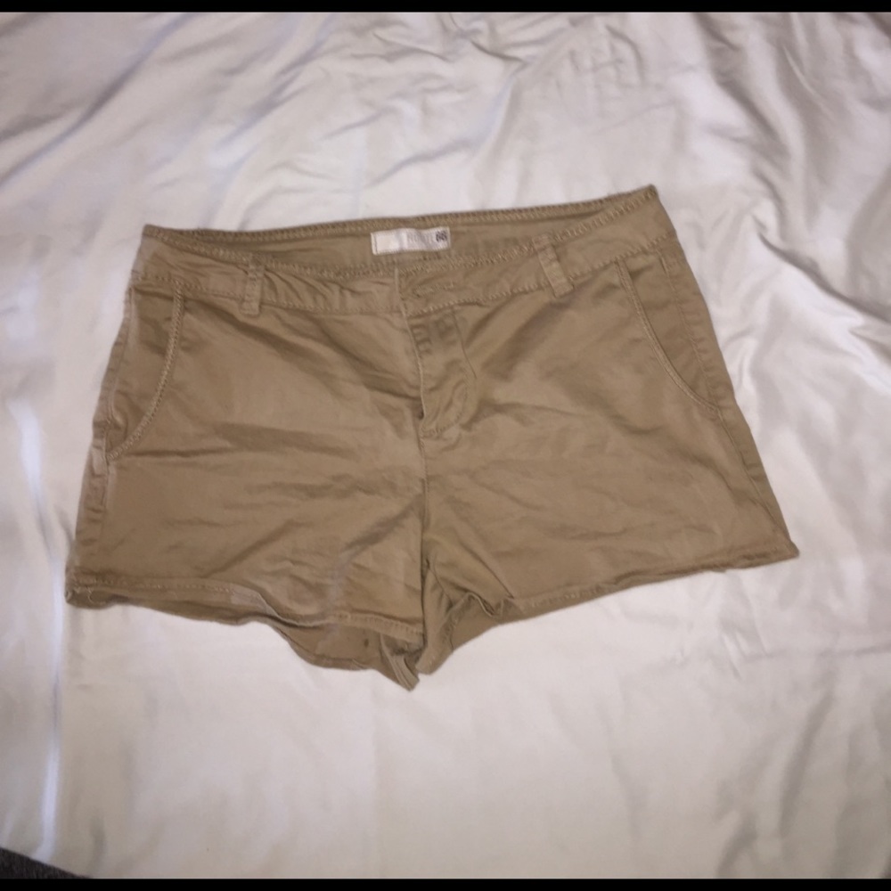 Tan Route 66 shorts