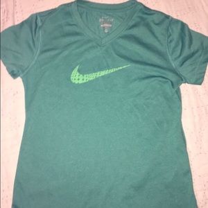 Girls Nike Dri-Fit size Medium