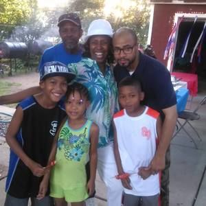 Meet your Posher, Lawrence