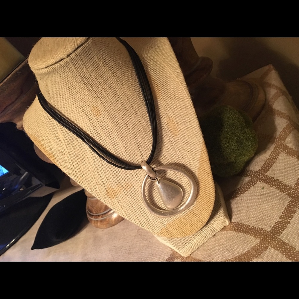Premier necklace