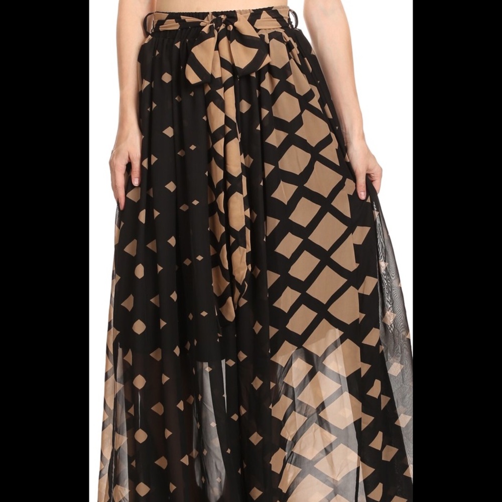 Chevron Print skirt with sheer lining