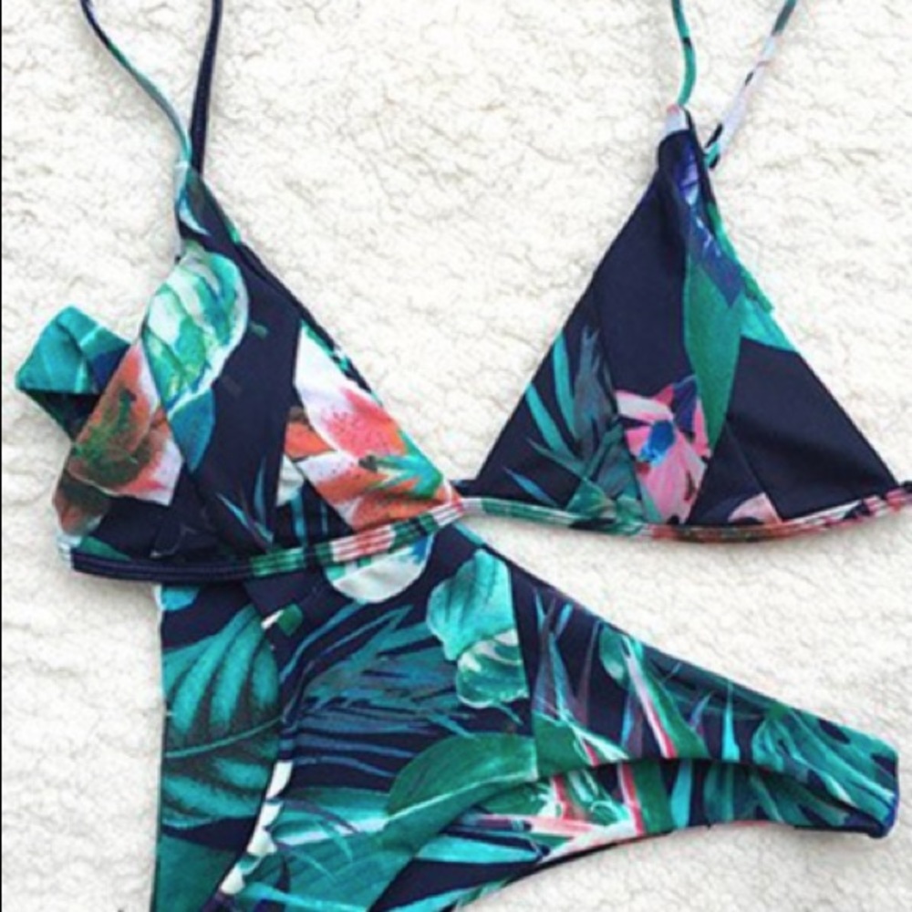 Classic Theme Splicing Bikini