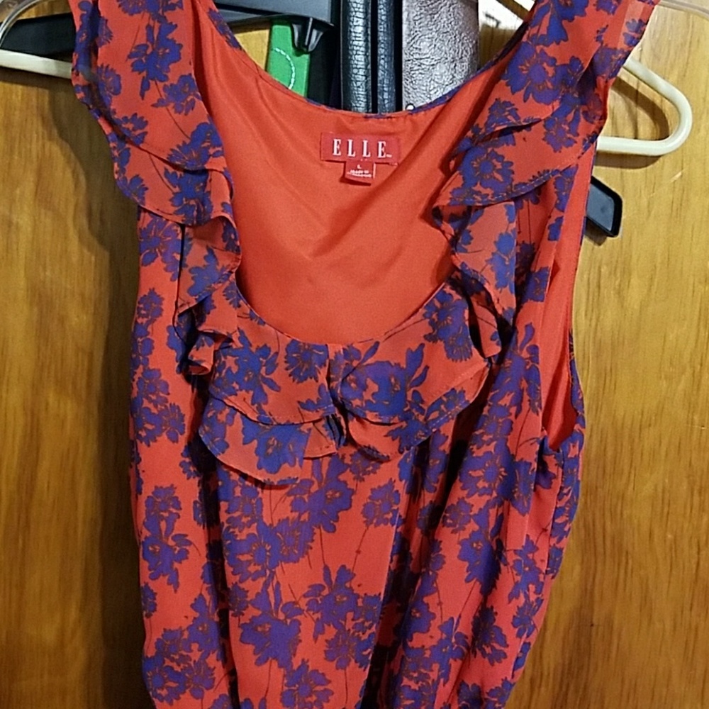 Elle sleevless cami