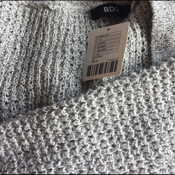 Urban Outfitters Balloon Sleeve Surplice Sweater - Picture 3 of 4