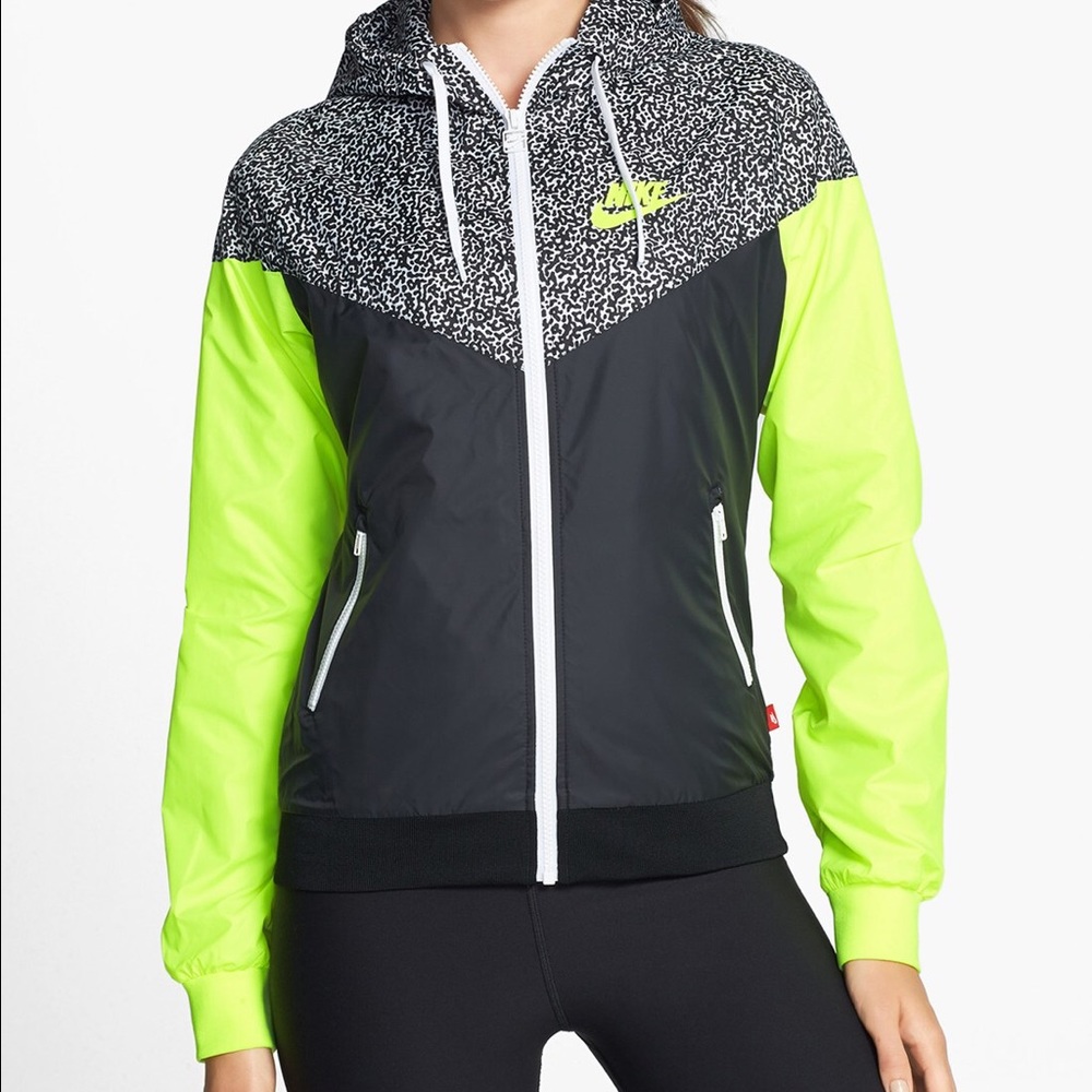 Nike windbreaker