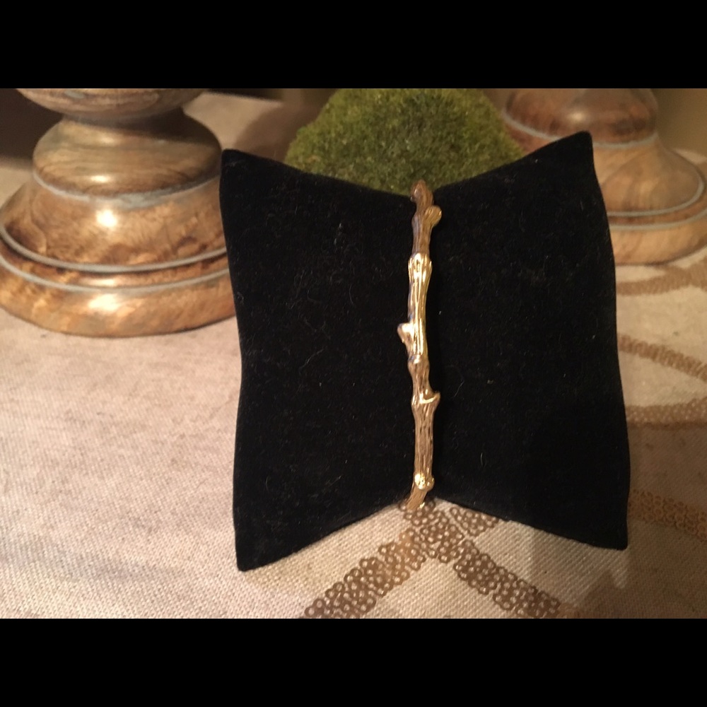 Lia Sophia bracelet