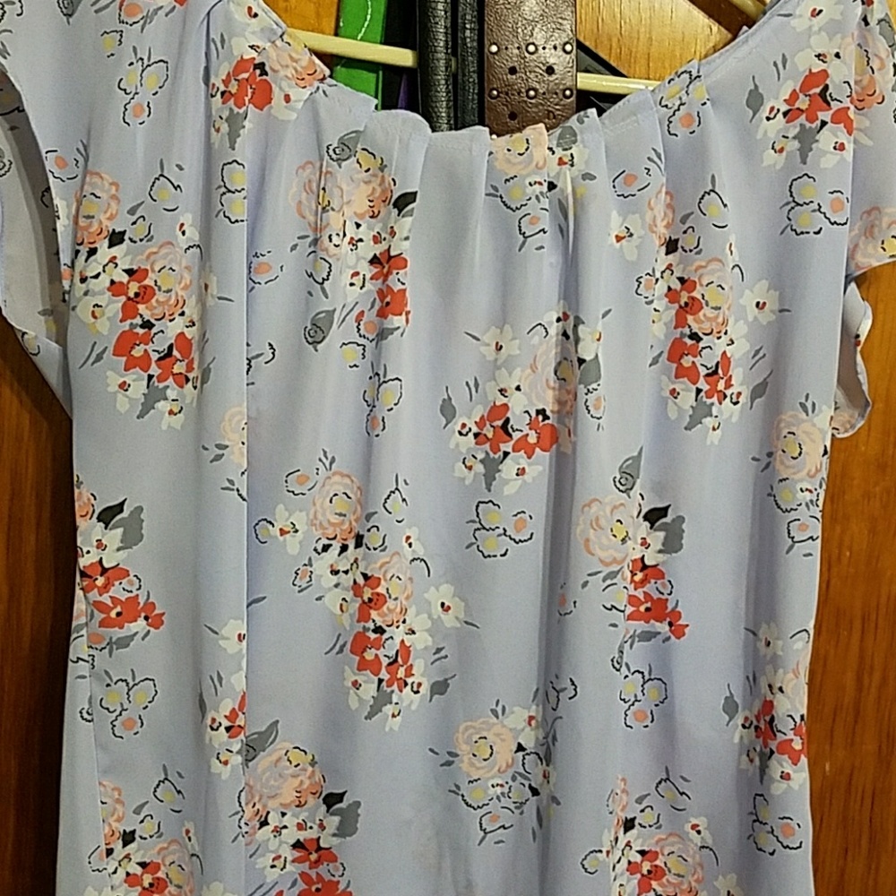 Lauren Conrad Sleevless top. Final Price Cut.