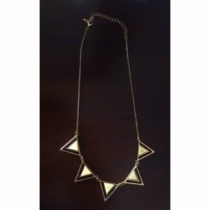 ☀️Sale ☀️Gold Triangle Necklace