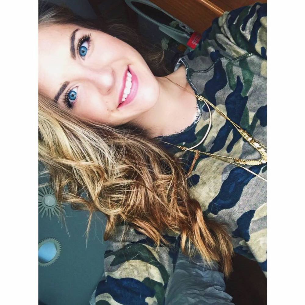 Meet your Posher, Ally