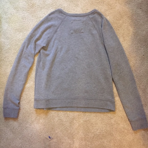 Elegant Abercrombie and Fitch Sweatshirt - Picture 2 of 4