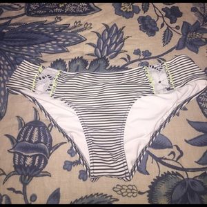 Victoria secret swim suit!! Barley worn💦🐬💞