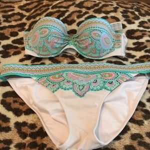 Victoria's Secret bikini