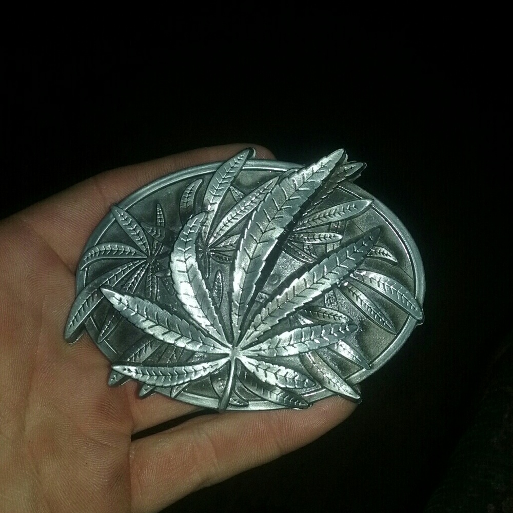 Belt buckle