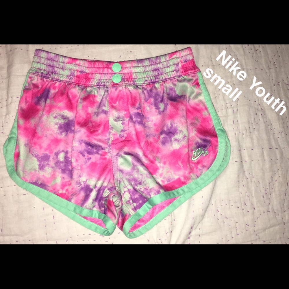 Girls Nike Shorts Youth Small