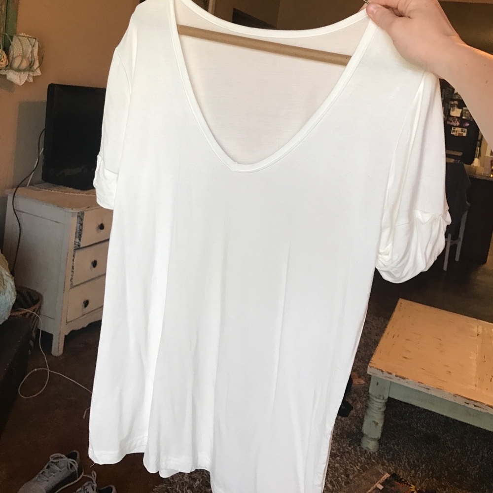 Never worn! Super soft tee
