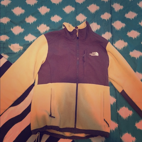 North face Jacket - Picture 1 of 2