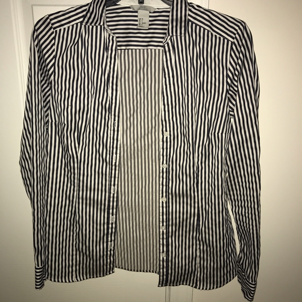 H&M button up