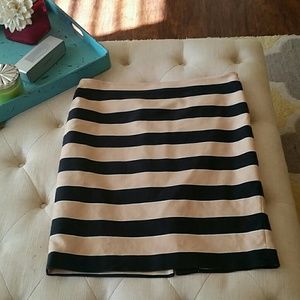 LOFT beige and black strip skirt. Size 14