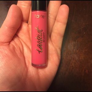 Tarte lip paint color so fetch